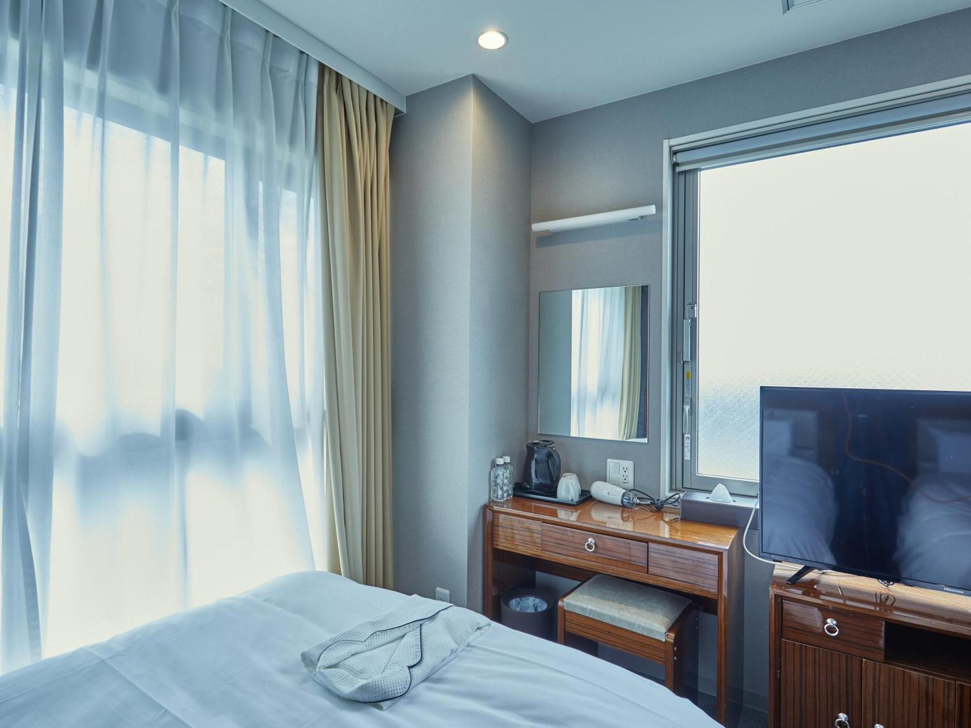 איזומי-סנו Ez Hotel Kansai Airport Seaside מראה חיצוני תמונה